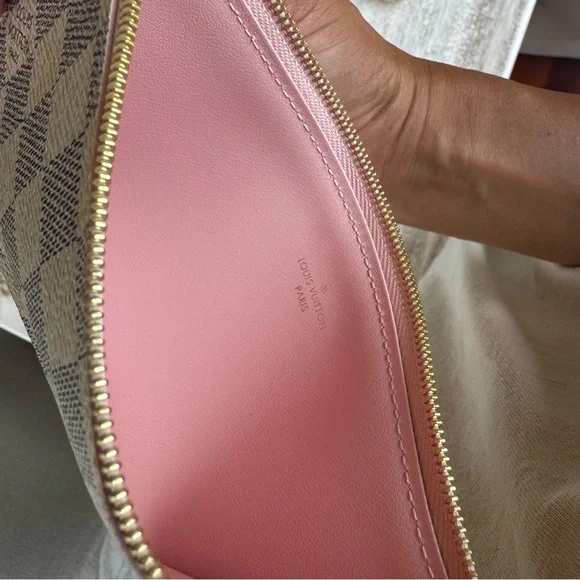 Authentic Louis Vuitton Felicie Insert Damier Azur/Rose Ballerina Zip Pouch - Picture 9 of 12